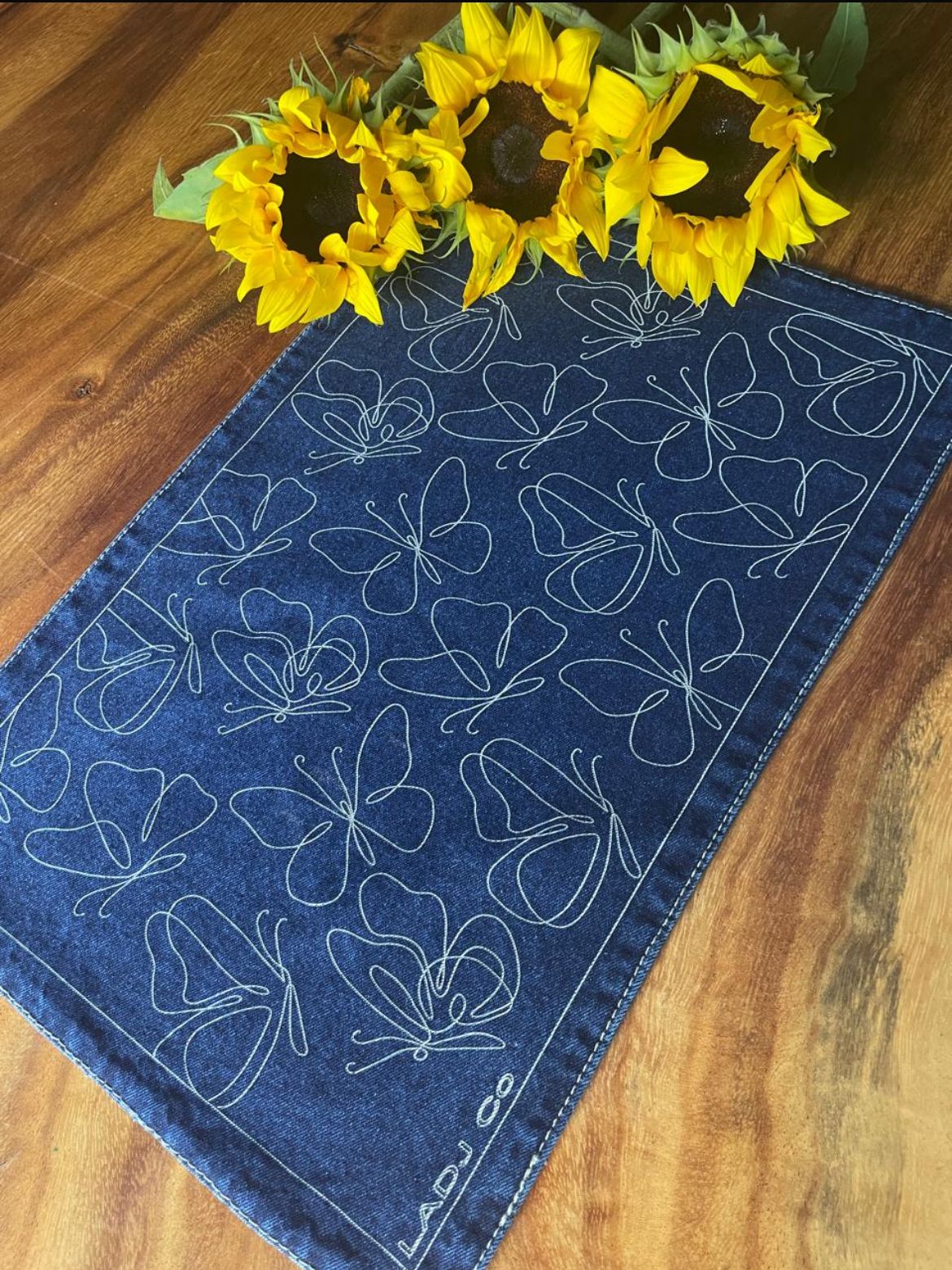 Set Manteles de Mezclilla de Mariposas en Mosaico